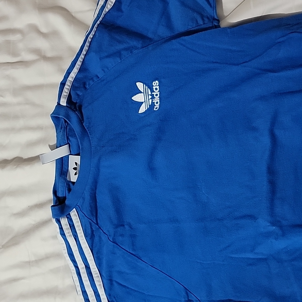 Men's Adidas t-shirt